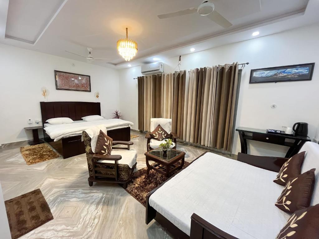 Alibaba's Indiana Homestay x Solis Nature