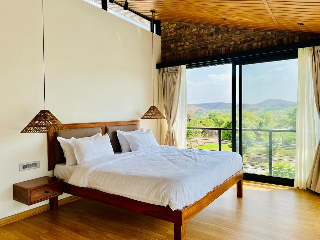 2BHK Lake Villa 01 Udaipur x Solis Nature