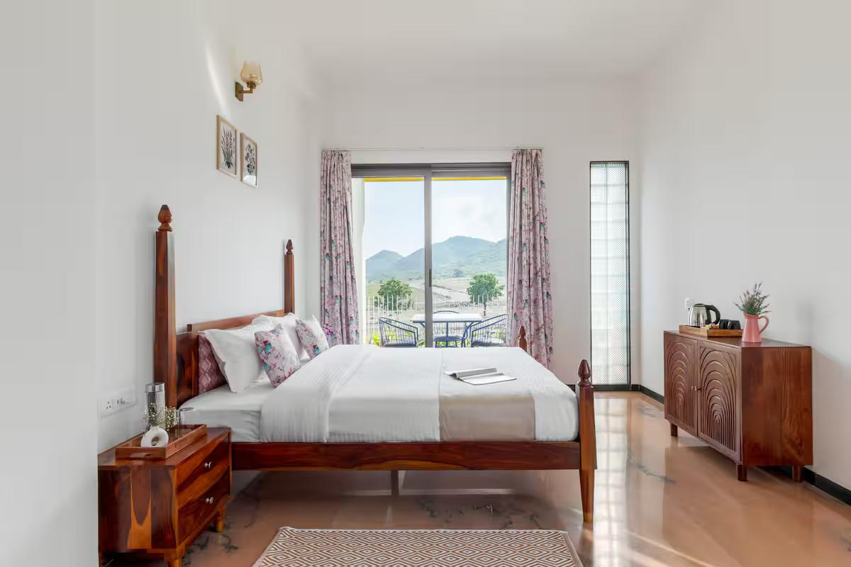 luxurious 5 BHK villa in Udaipur x Solis Nature