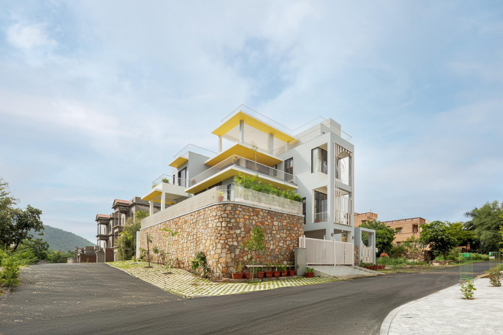 The Luxe Escape – 2BHK Villa with Pool x Solis Nature