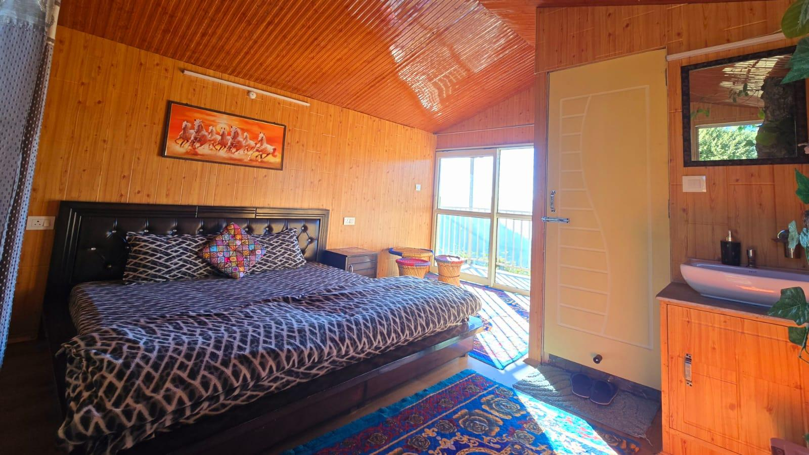 Hilltop Haven In Shimla x Solis Nature