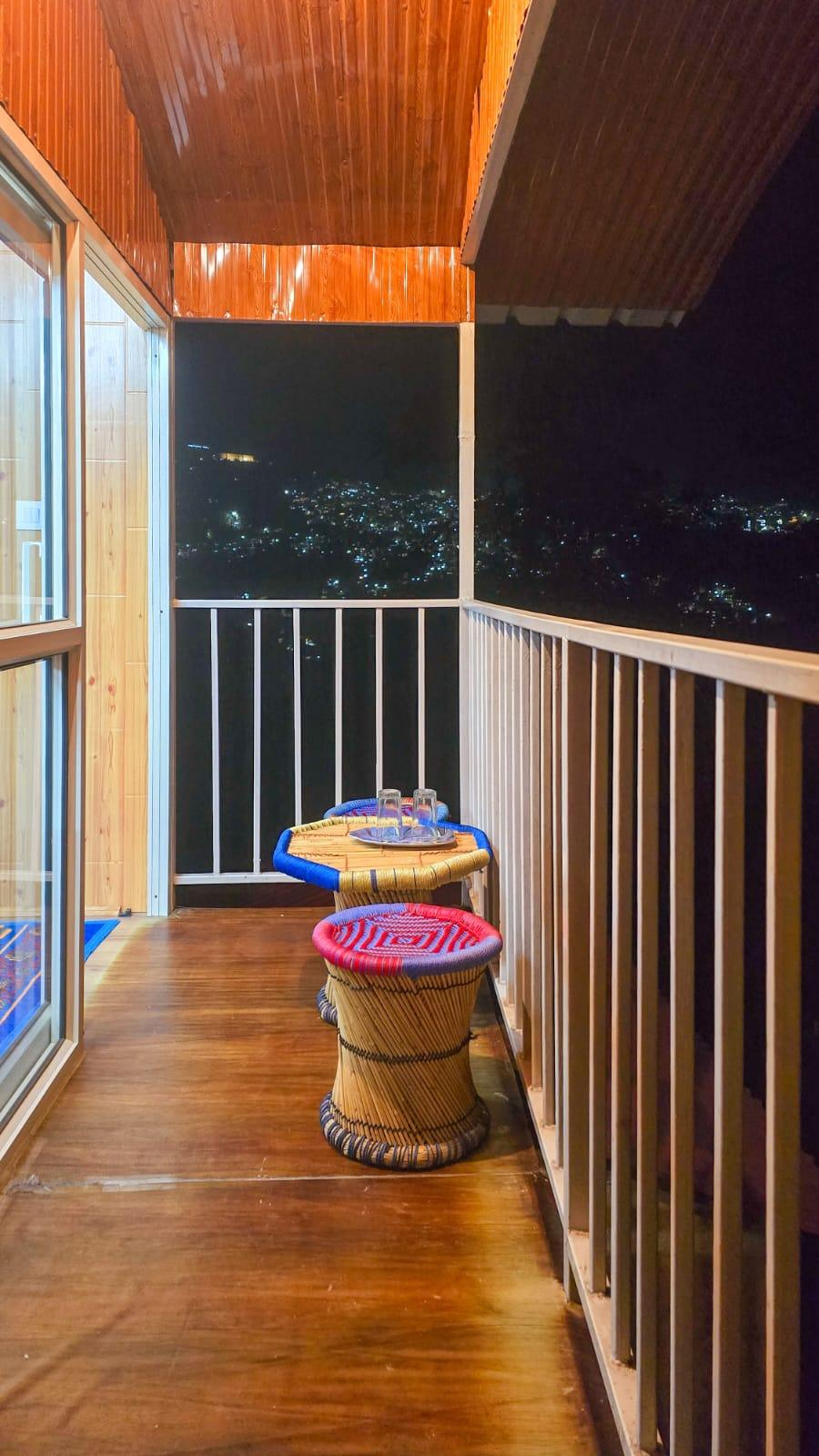 Hilltop Haven In Shimla x Solis Nature
