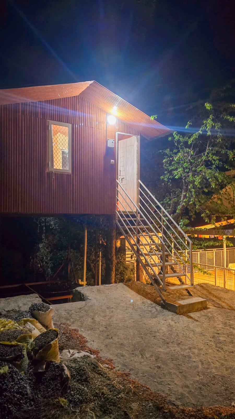 Hilltop Haven In Shimla x Solis Nature