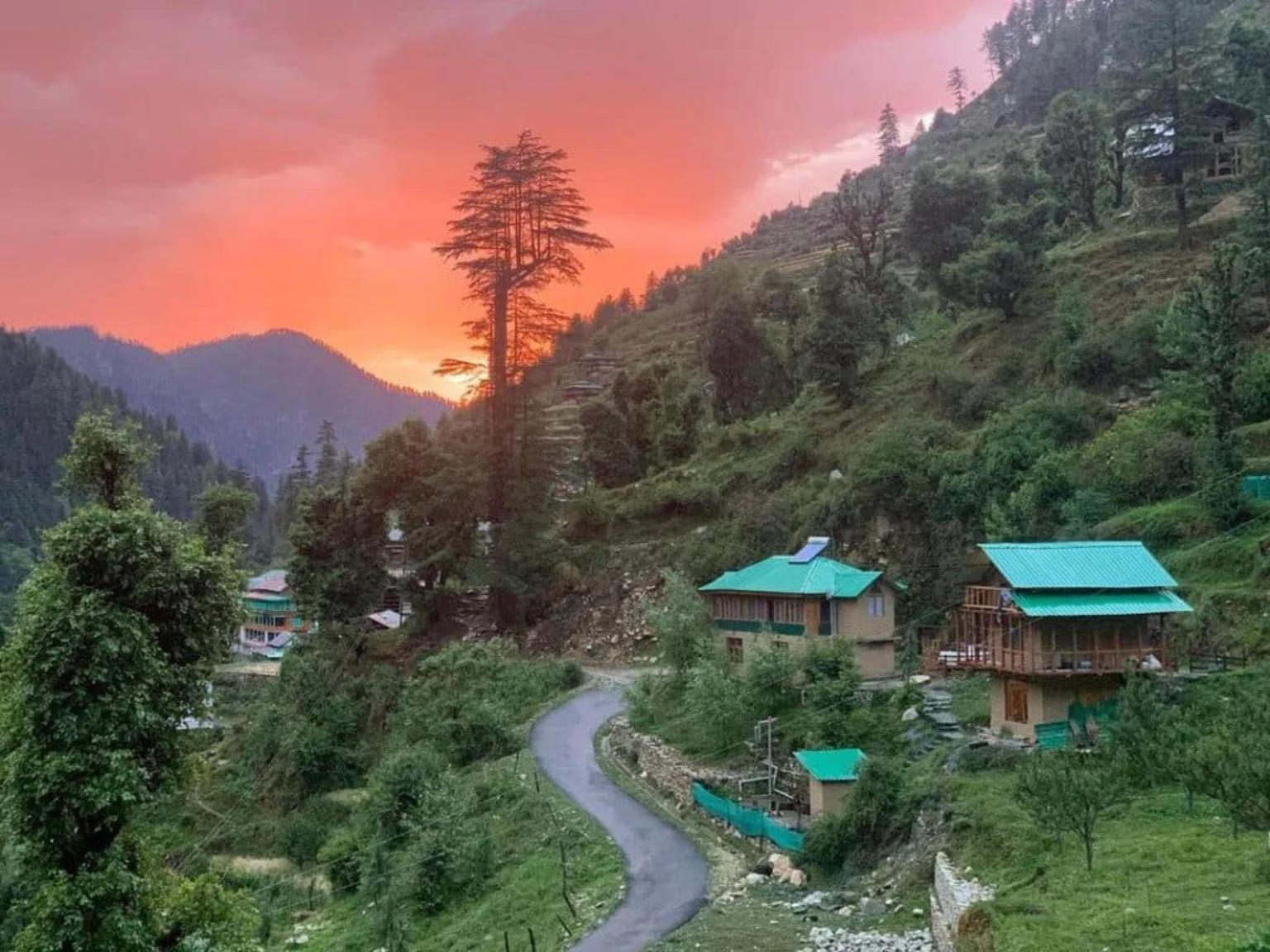 Premium Cottage in Shimla x Solis Nature