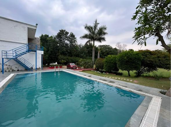 Cozy Farm Stay In Manesar x Solis Nature