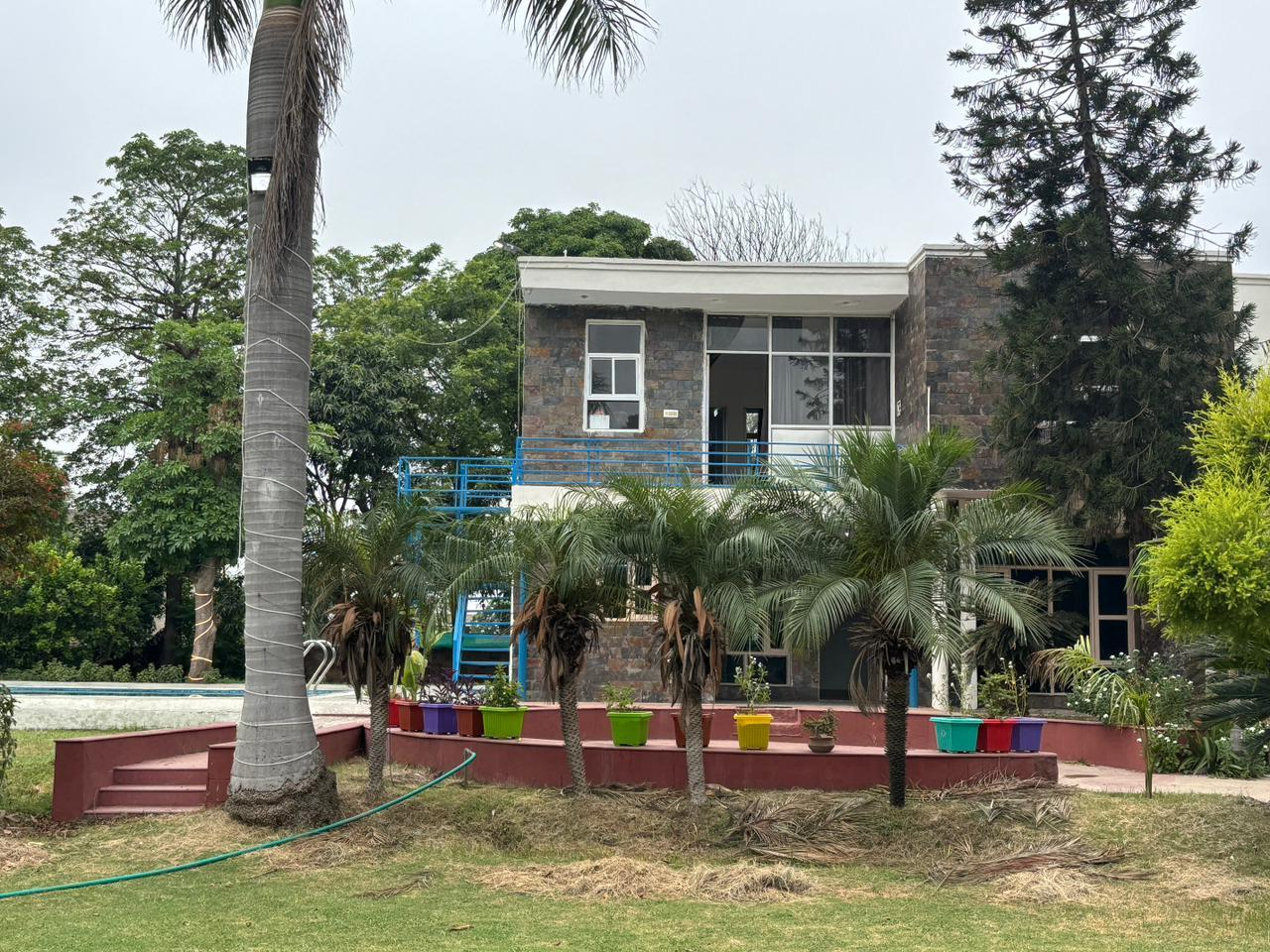Cozy Farm Stay In Manesar x Solis Nature
