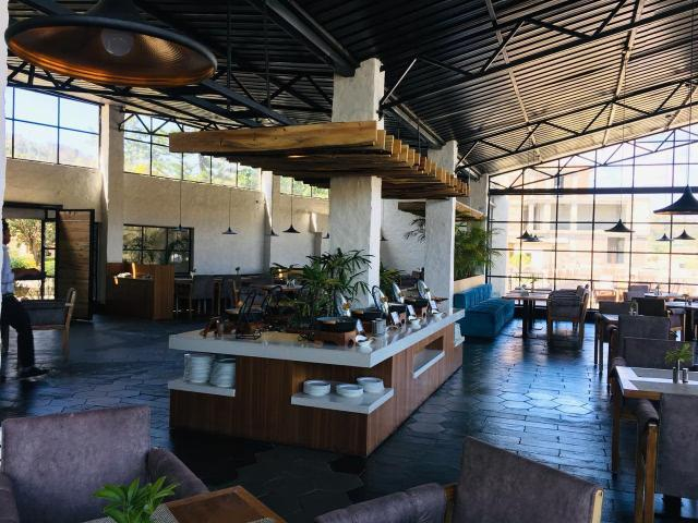 Maharani  Executive Room, Jim Corbett x Solis Nature