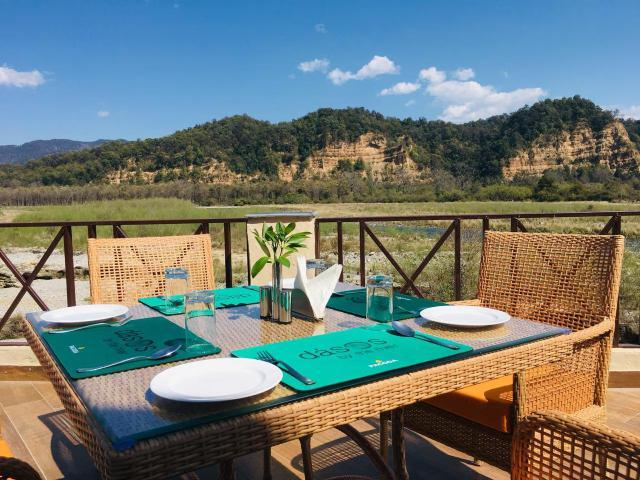 Maharani Deluxe Room, Jim Corbett x Solis Nature