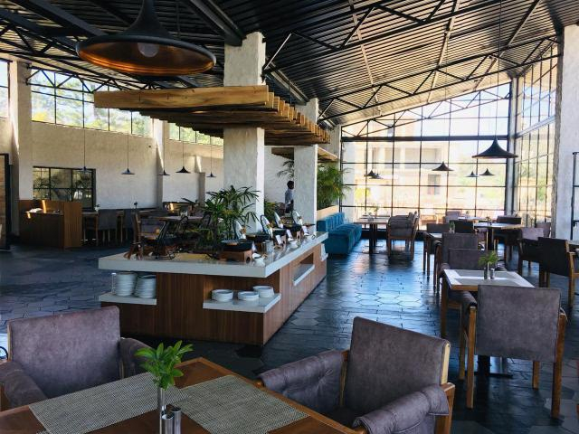 Maharani Executive Room with Jacuzzi x Solis Nature