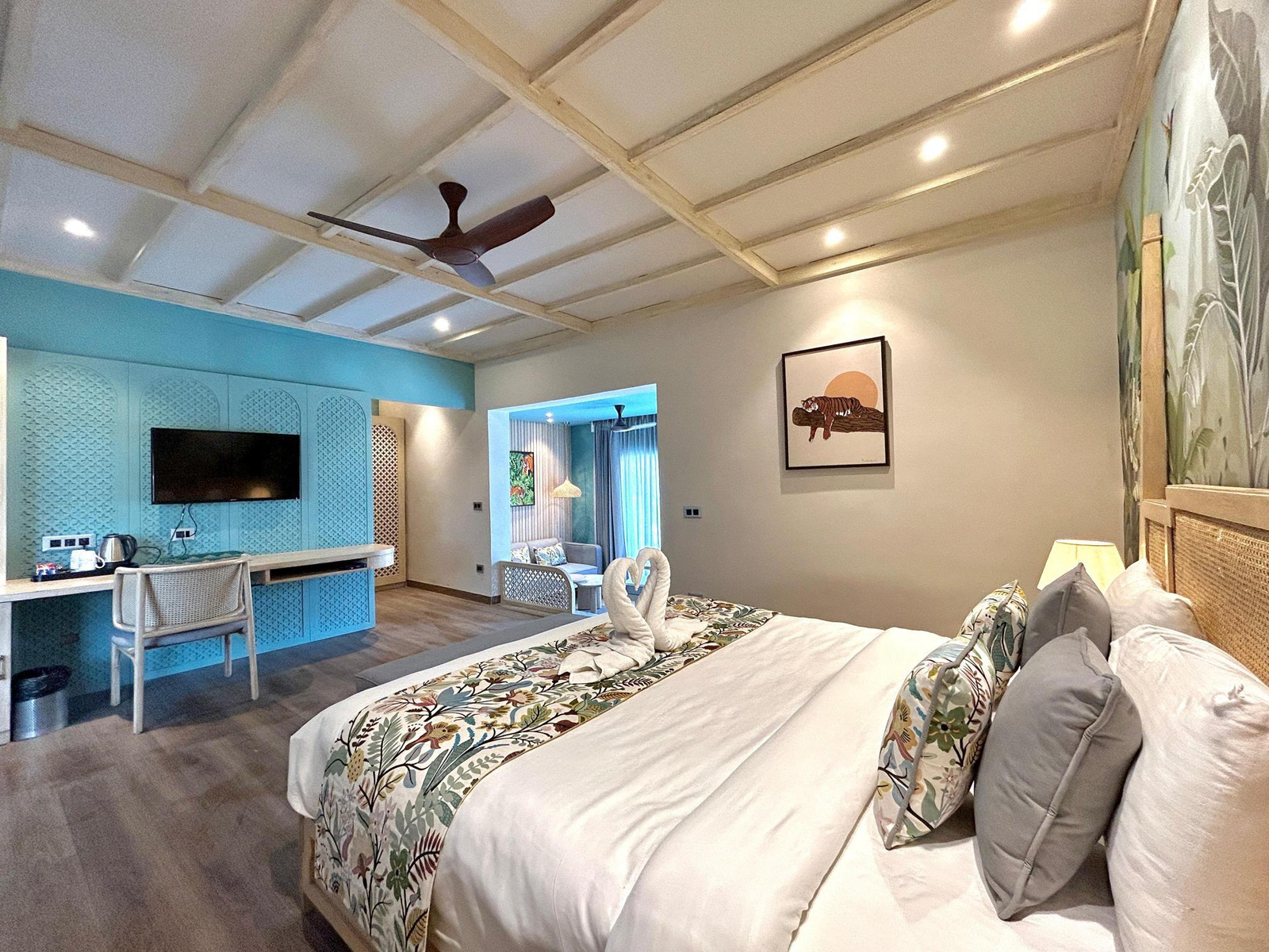 Maharani Executive Room with Jacuzzi x Solis Nature