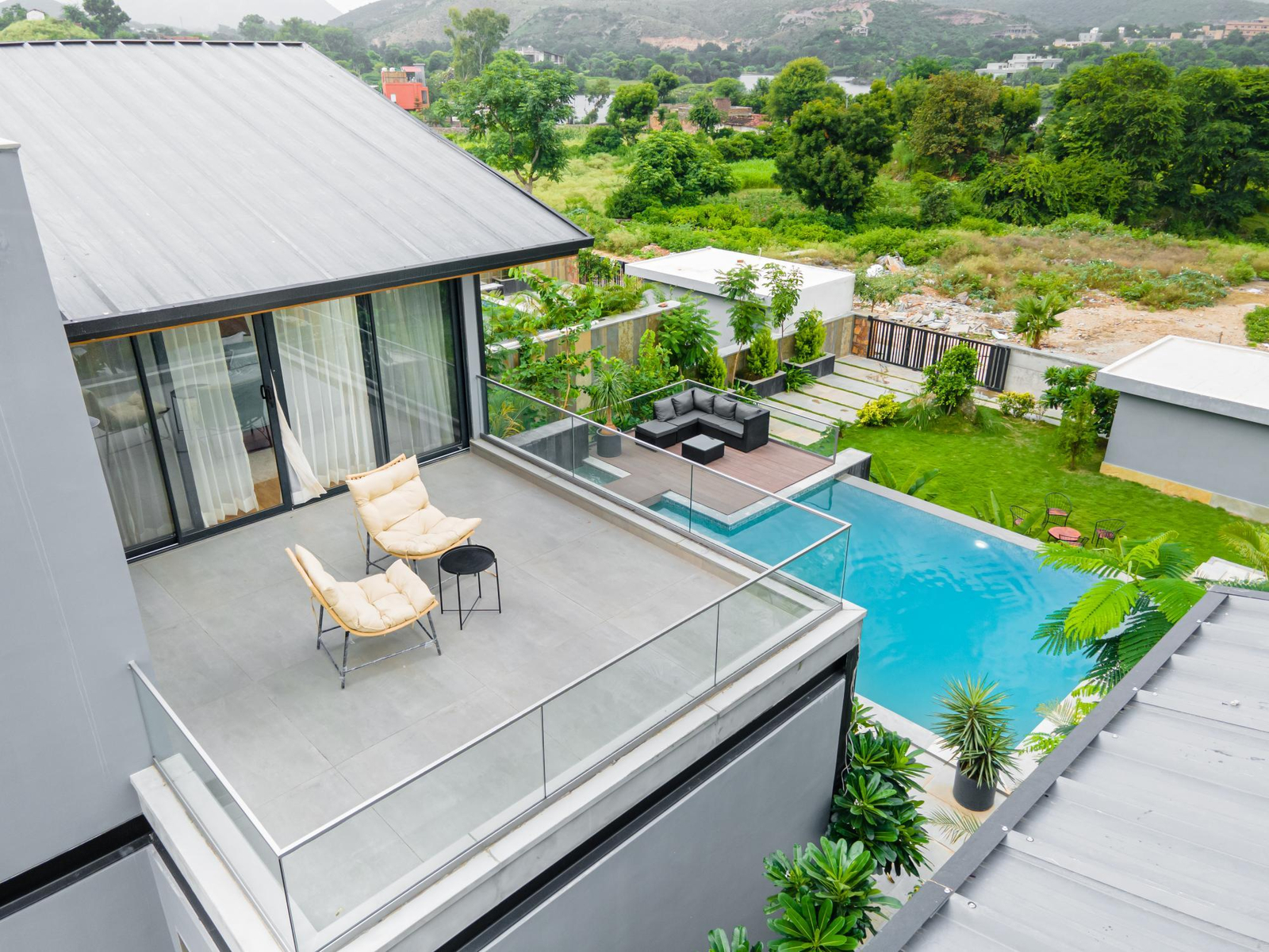 Luxury lake Side Villa In Udaipur x Solis Nature