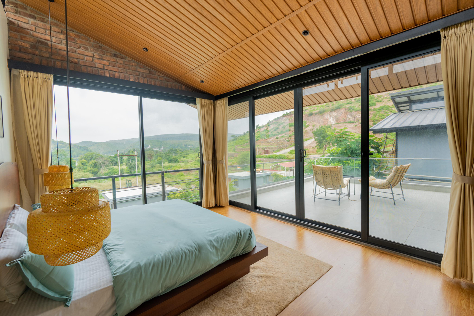 Luxury lake Side Villa In Udaipur x Solis Nature