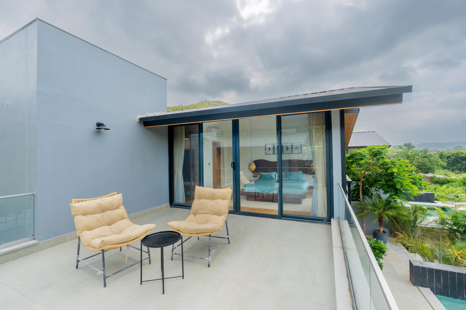 Luxury lake Side Villa In Udaipur x Solis Nature