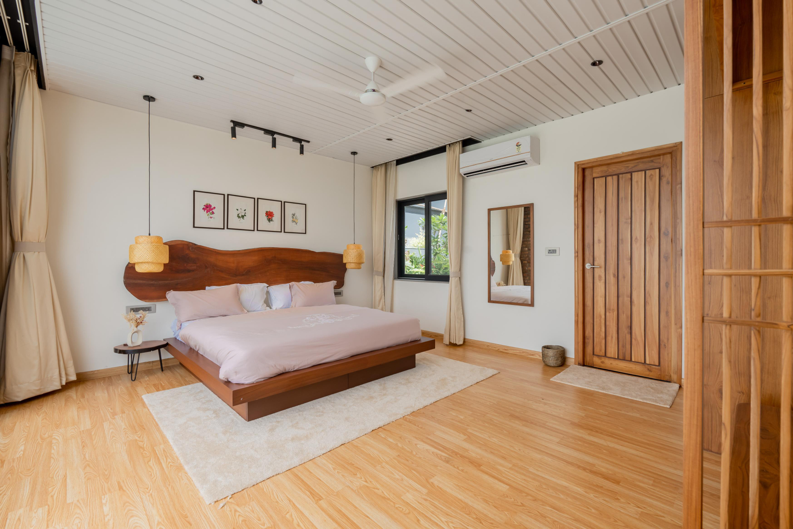Luxury lake Side Villa In Udaipur x Solis Nature
