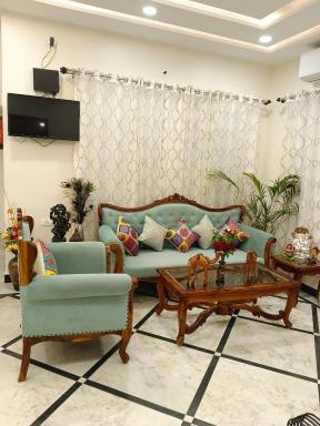 A Boutique Homestay in Agra x Solis Nature