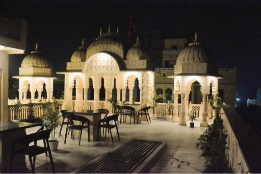 A Boutique Homestay in Agra x Solis Nature