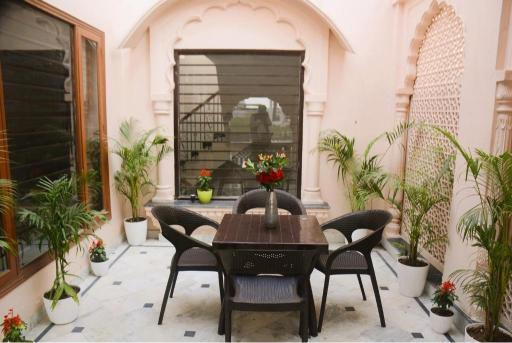 A Boutique Homestay in Agra x Solis Nature