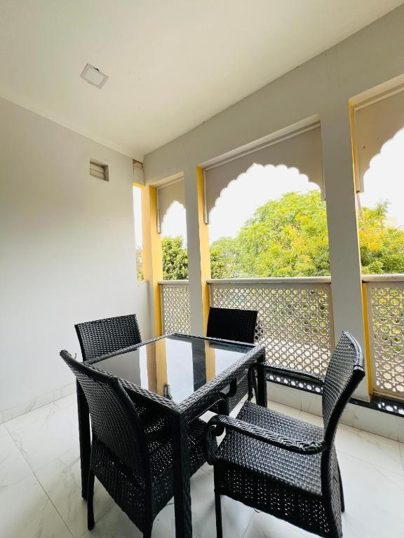 shiv Haveli Stay, Agra x Solis Nature