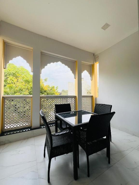 shiv Haveli Stay, Agra x Solis Nature
