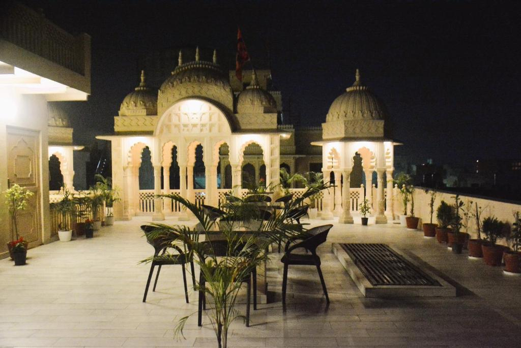 A Boutique Homestay in Agra x Solis Nature