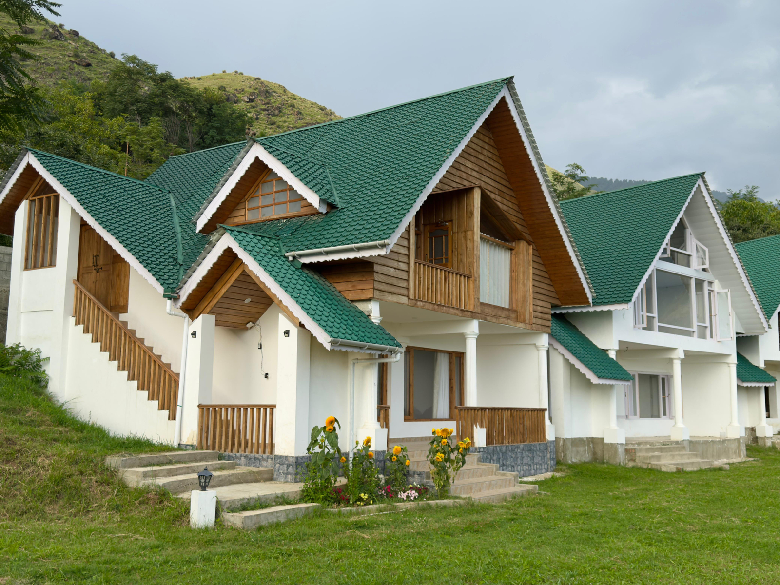 Cozy 2Bedroom Wood House In Srinagar x Solis Nature