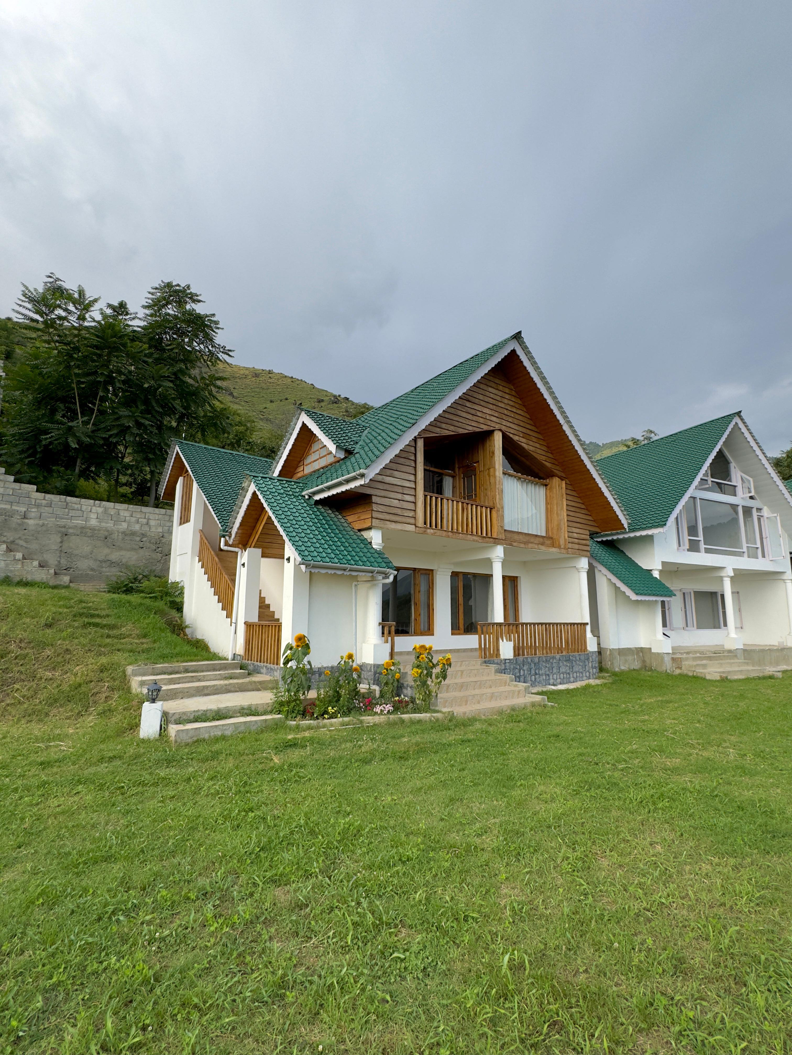 Cozy 2Bedroom Wood House In Srinagar x Solis Nature