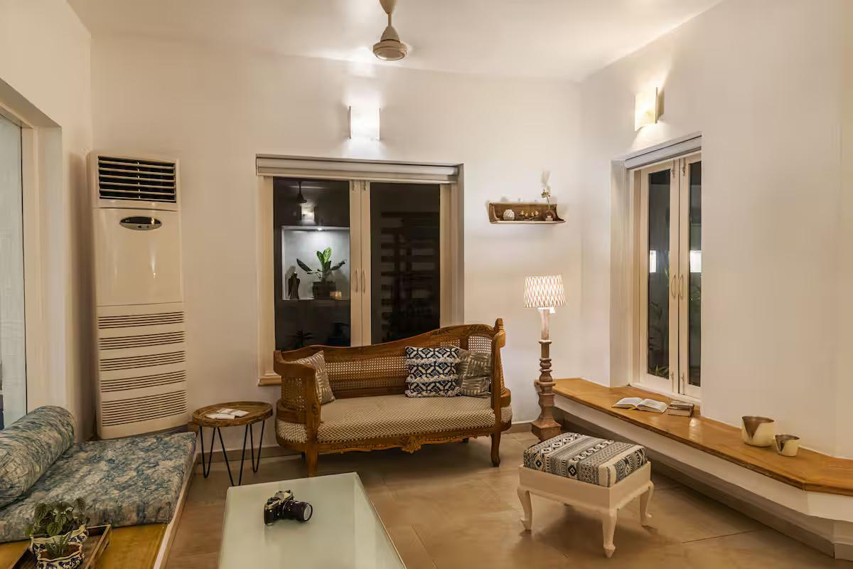 Authentic Villa on Morjim Beach x Solis Nature