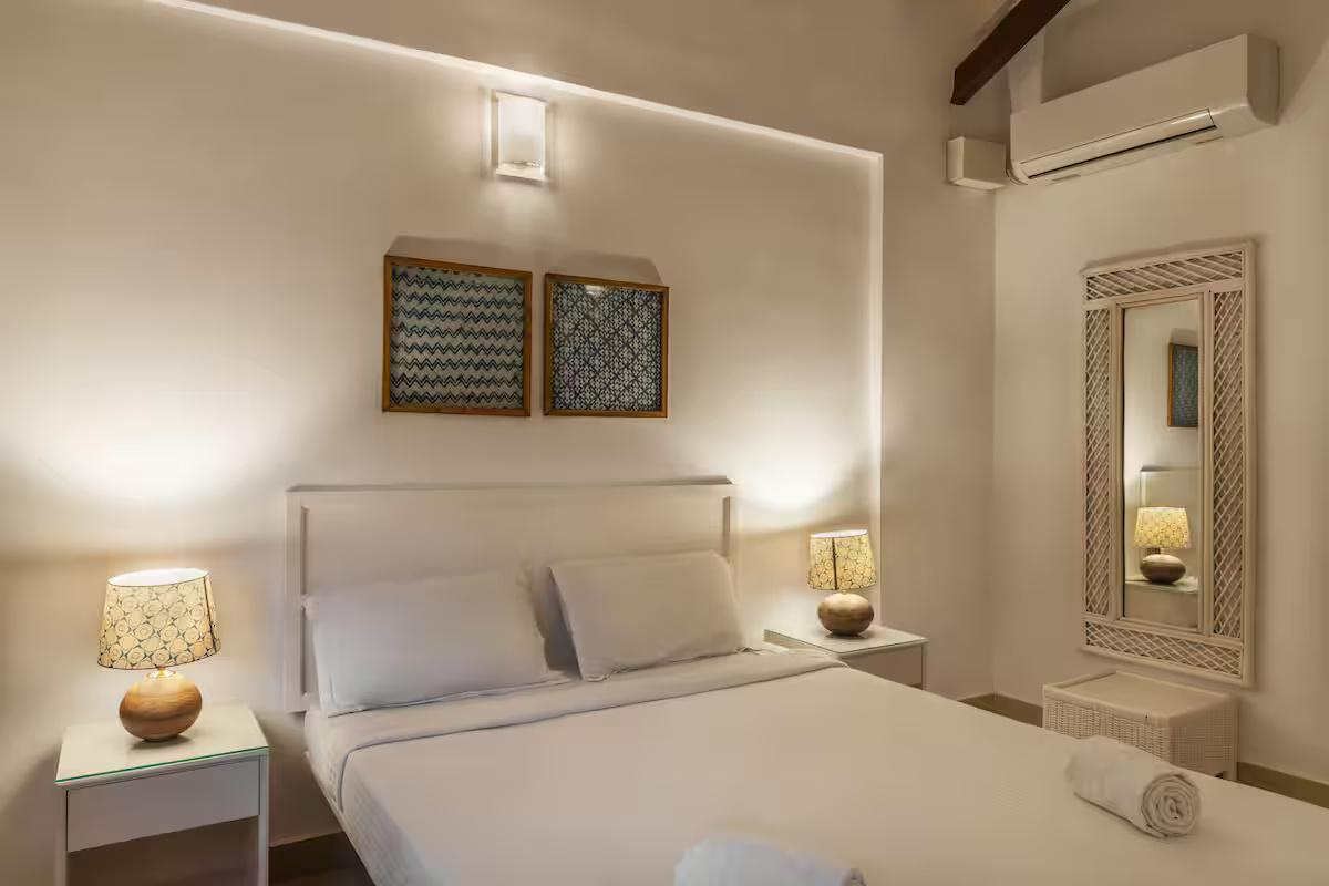 Authentic Villa on Morjim Beach x Solis Nature
