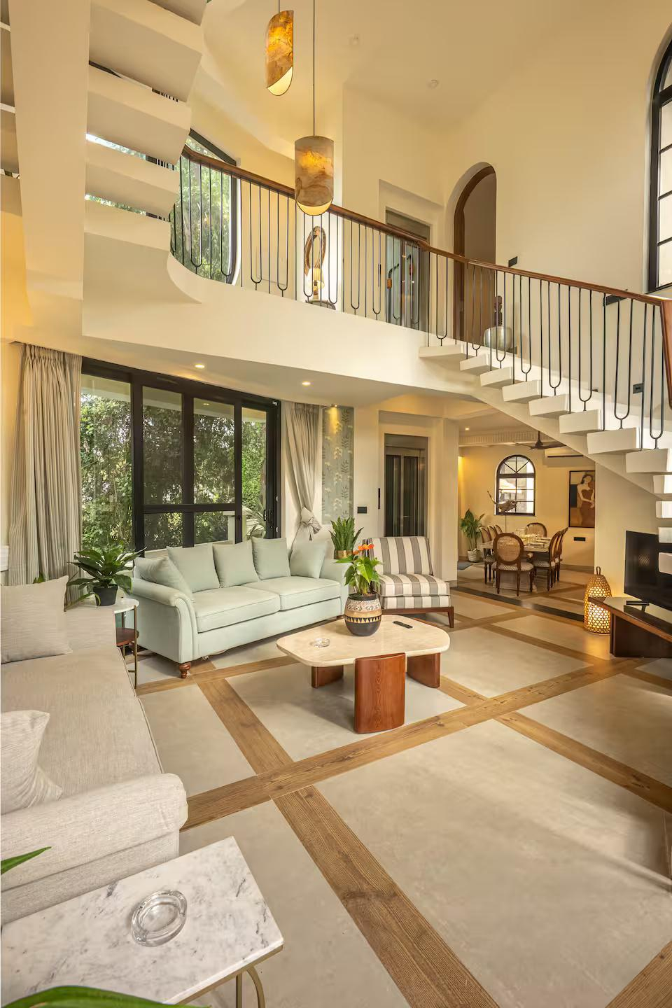 Luxury Edgewater Villa x Solis Nature