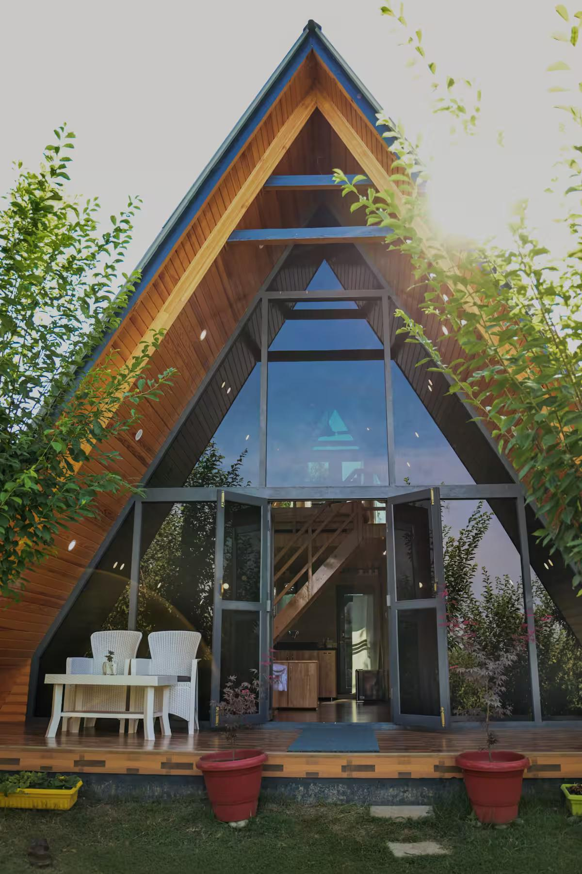 Cottage In Srinagar x Solis Nature
