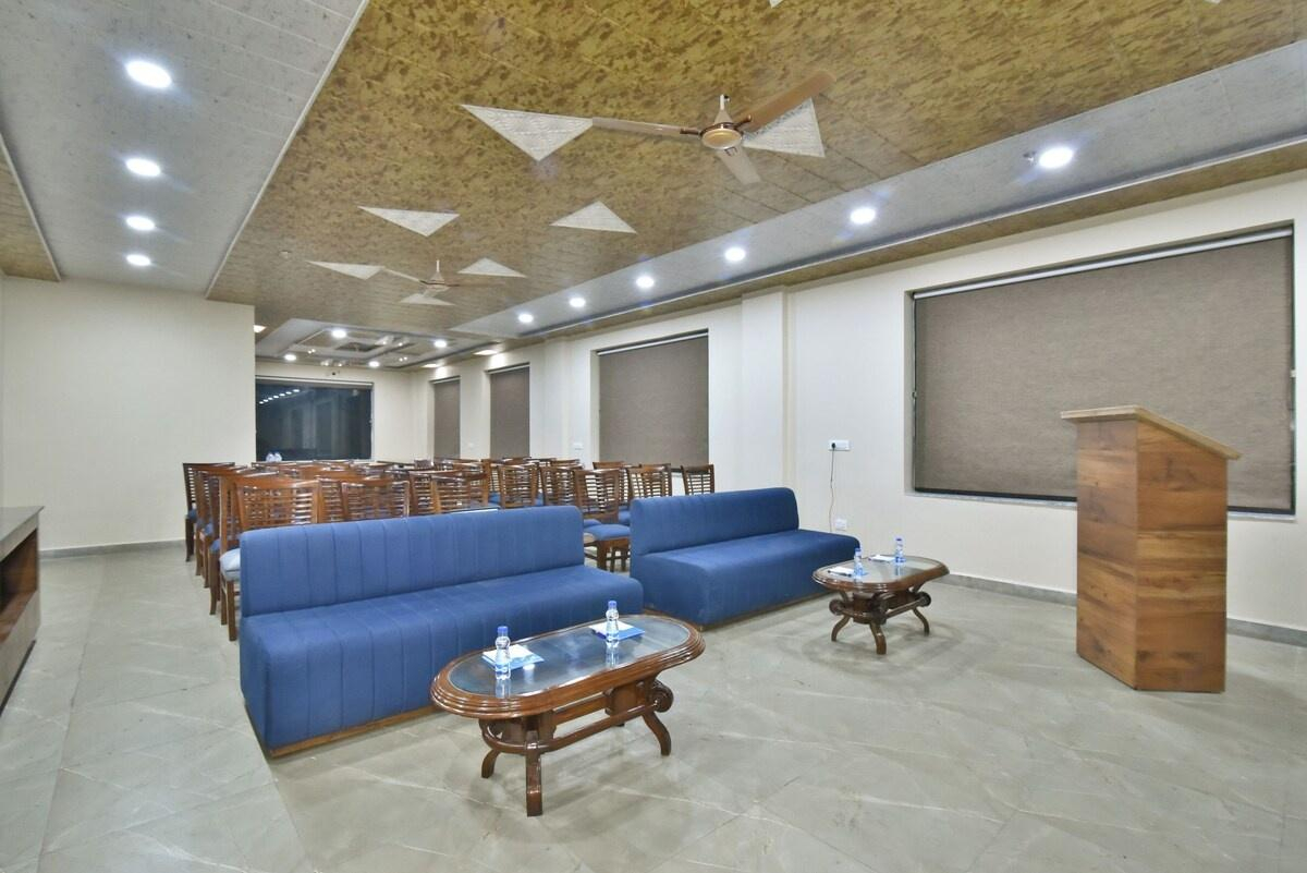 DLS Ark Holiday Inn x Solis Nature