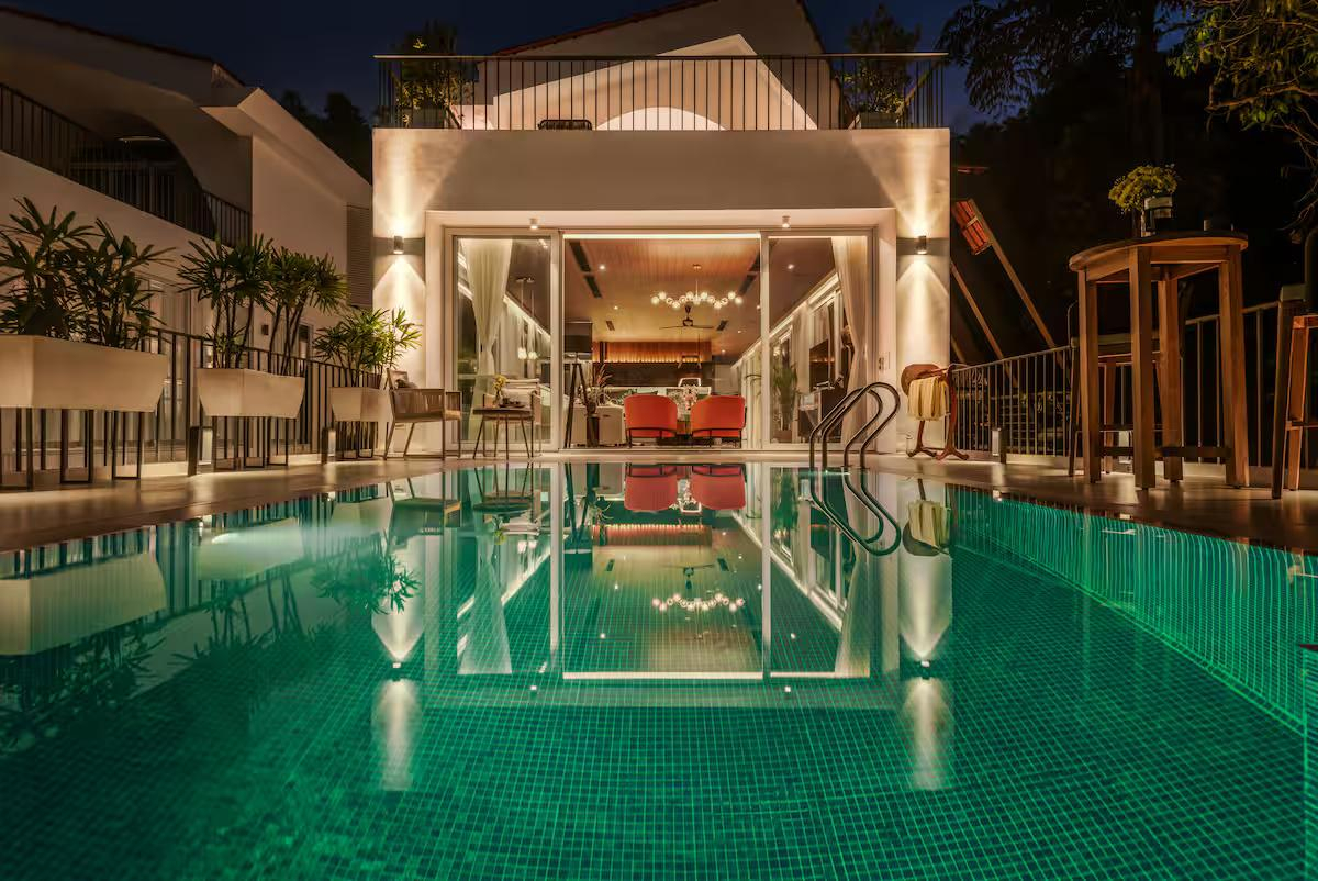 Lux 4BHK Villa w/ Infinity Pool x Solis Nature Lux 4BHK Villa w/ Infinity Pool x Solis Nature
