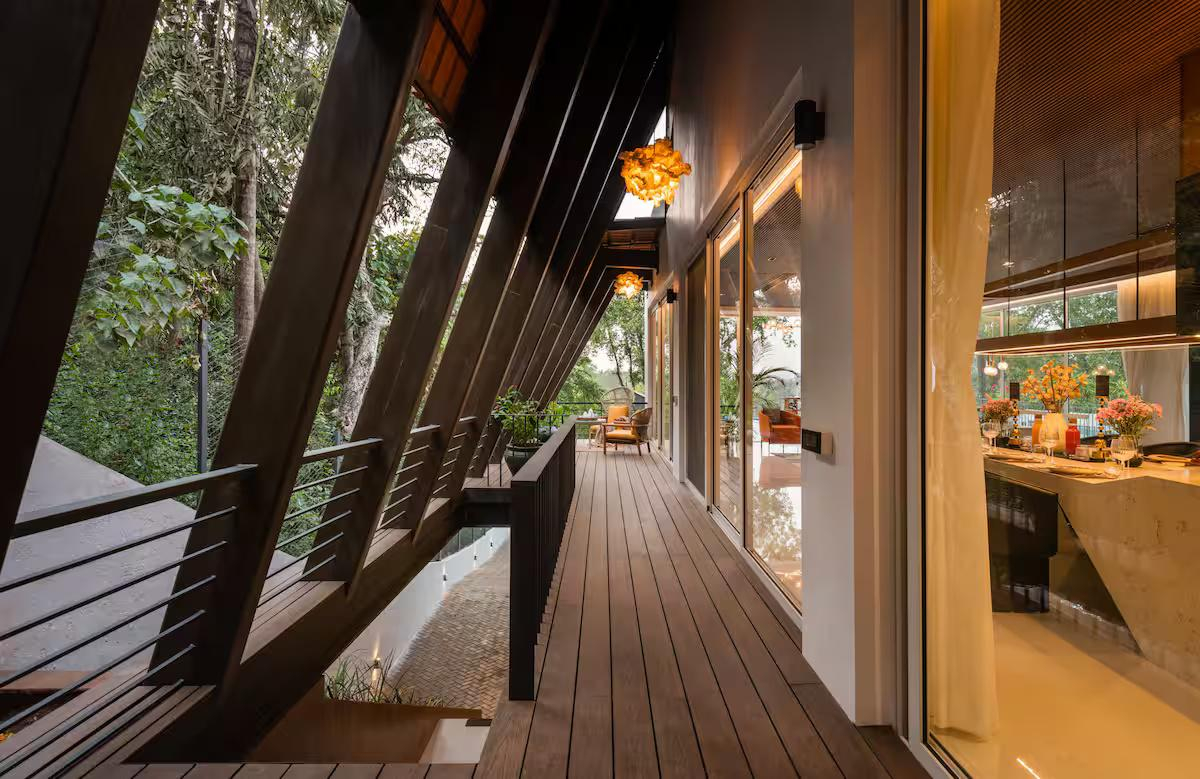 Lux 4BHK Villa w/ Infinity Pool x Solis Nature Lux 4BHK Villa w/ Infinity Pool x Solis Nature