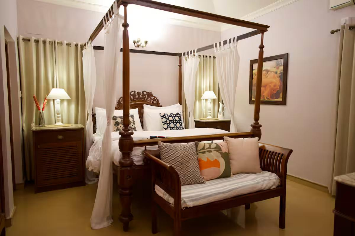 3BHK Villa w/ Pool x Solis Nature 3BHK Villa w/ Pool x Solis Nature