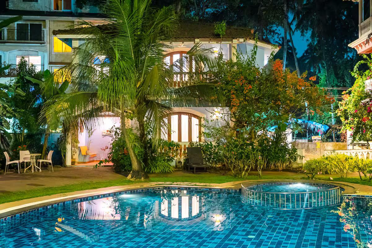 3BHK Duplex Villa w/ Pool & Bathtub x Solis Nature