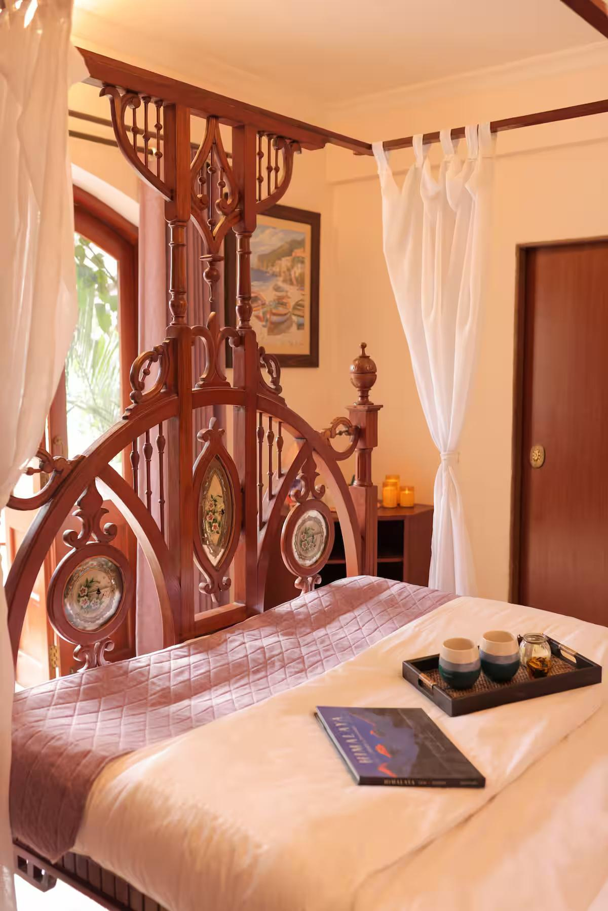 4BHK Portuguese Villa w/ Pool x Solis Nature 4BHK Portuguese Villa w/ Pool x Solis Nature