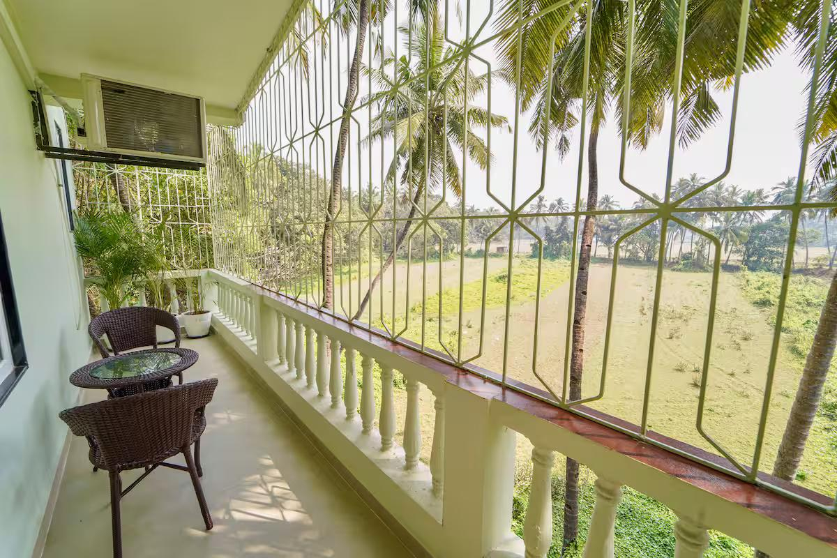 4BHK villa w/ Glass Balconies x Solis Nature