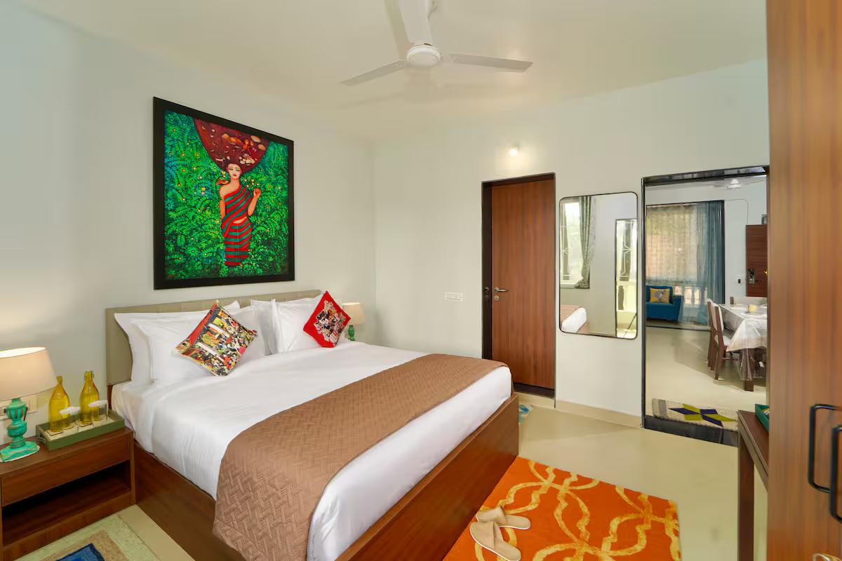4BHK villa w/ Glass Balconies x Solis Nature