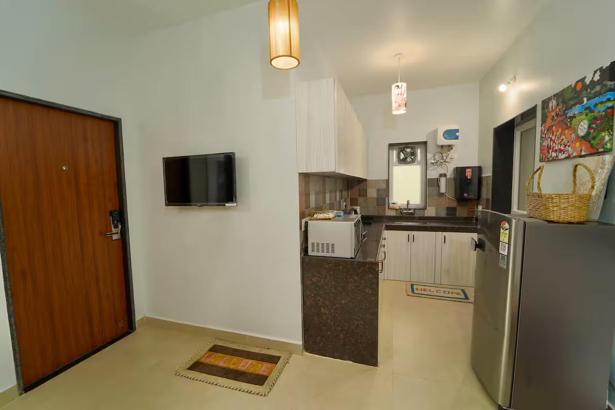 4BHK villa w/ Glass Balconies x Solis Nature