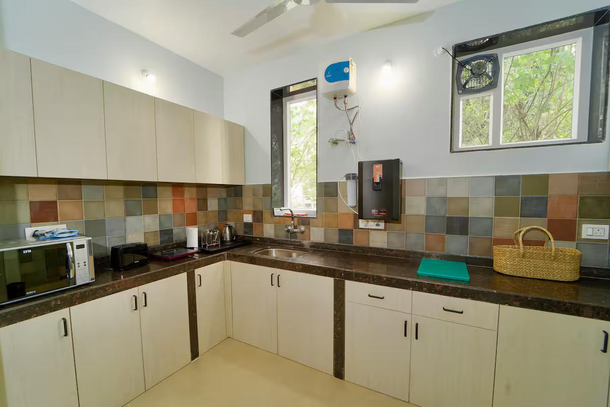 4BHK villa w/ Glass Balconies x Solis Nature