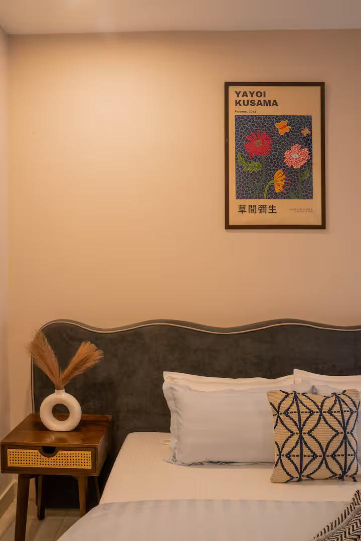 Stylish 3BHK Apart | Walk to Taj Mahal | 1500SQFT x Solis Nature Stylish 3BHK Apart | Walk to Taj Mahal | 1500SQFT x Solis Nature