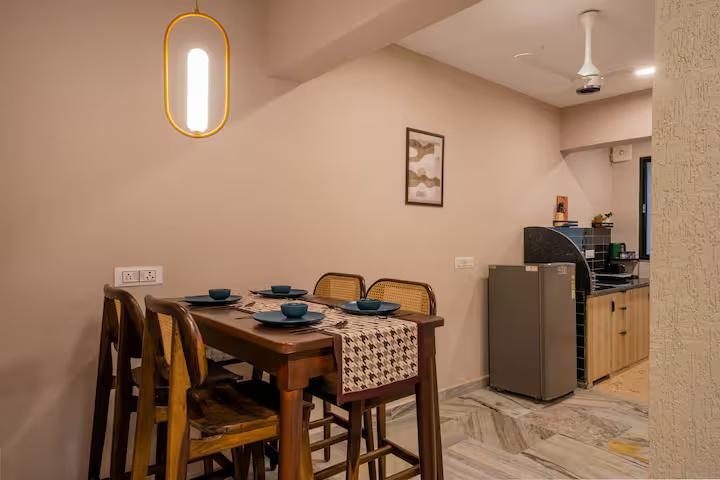 Stylish 3BHK Apart | Walk to Taj Mahal | 1500SQFT x Solis Nature Stylish 3BHK Apart | Walk to Taj Mahal | 1500SQFT x Solis Nature