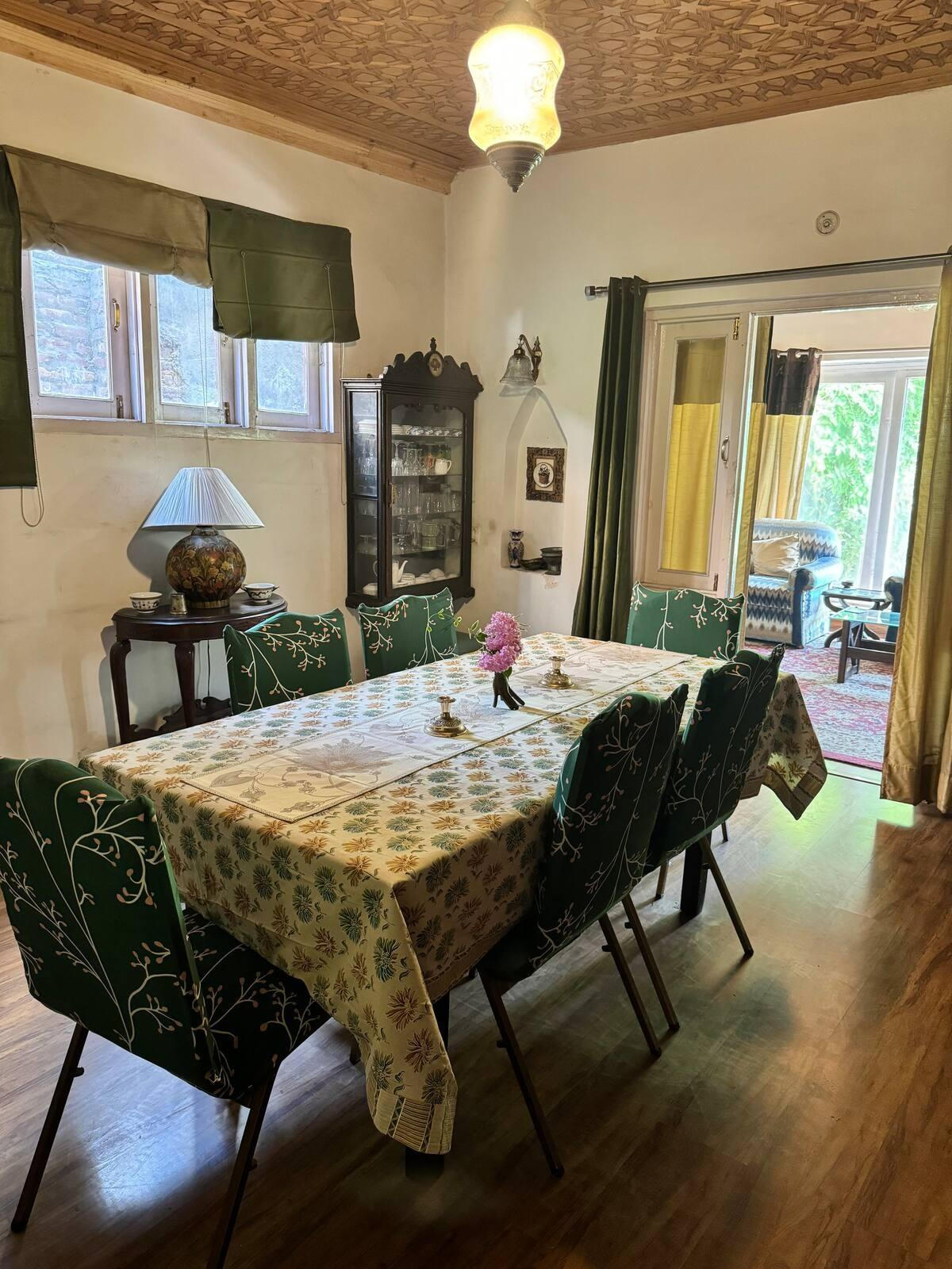 Wazir House Srinagar x Solis Nature