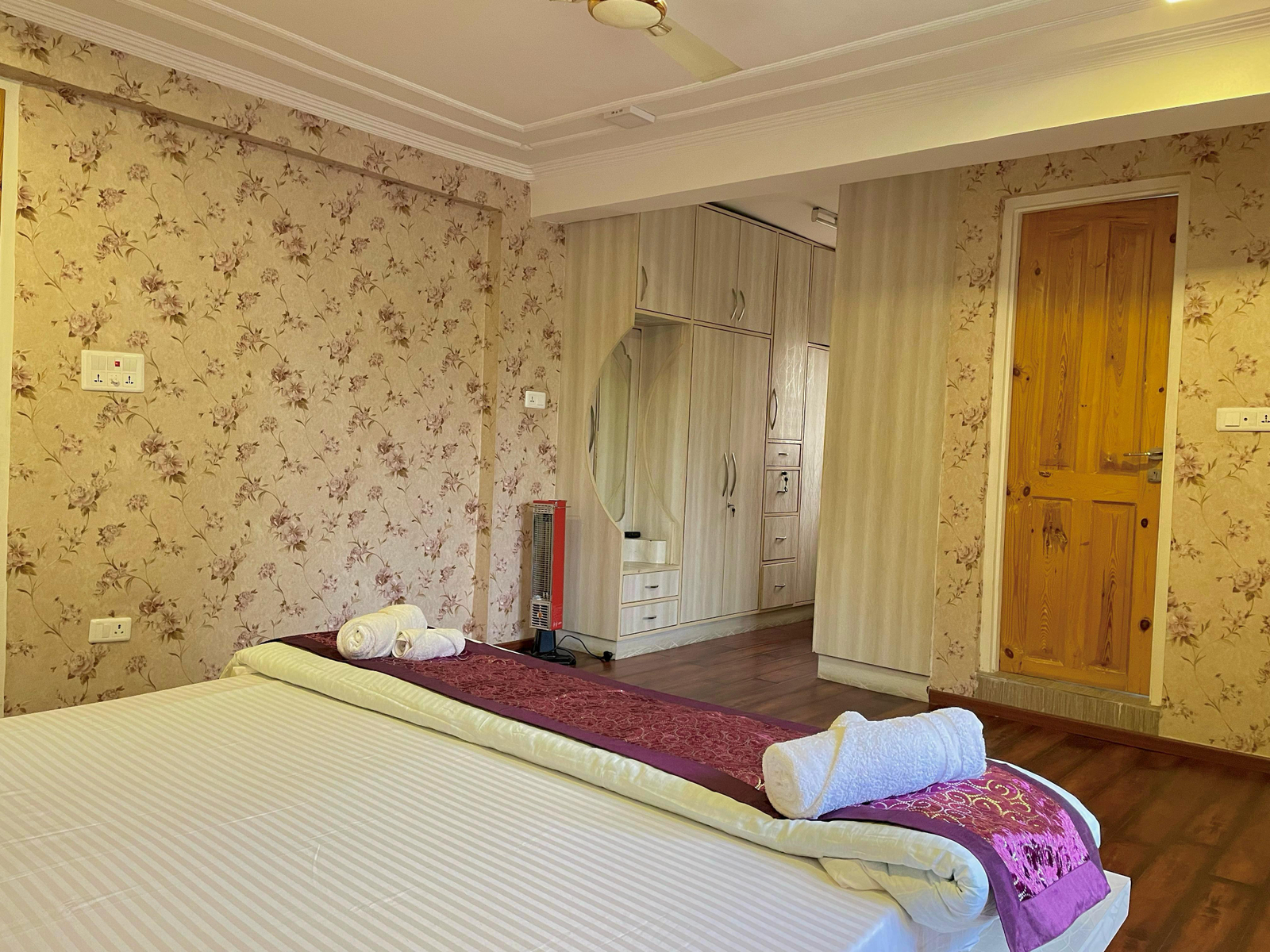 Villa Barakah-5 BR Villa, Mughal garden x Solis Nature