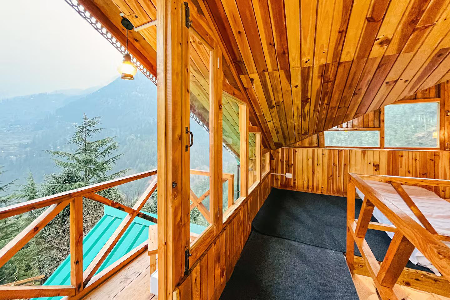 Mountain Vibes Stylish wooden chalet in x Solis Nature