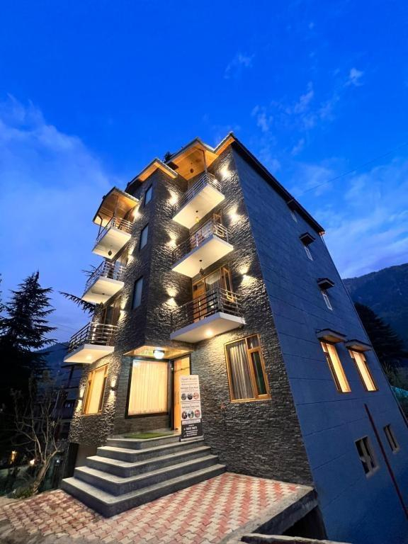 North Deodar Avenue, Manali x Solis Nature North Deodar Avenue, Manali x Solis Nature