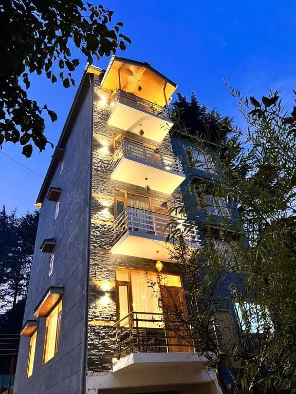 North Deodar Avenue, Manali x Solis Nature North Deodar Avenue, Manali x Solis Nature