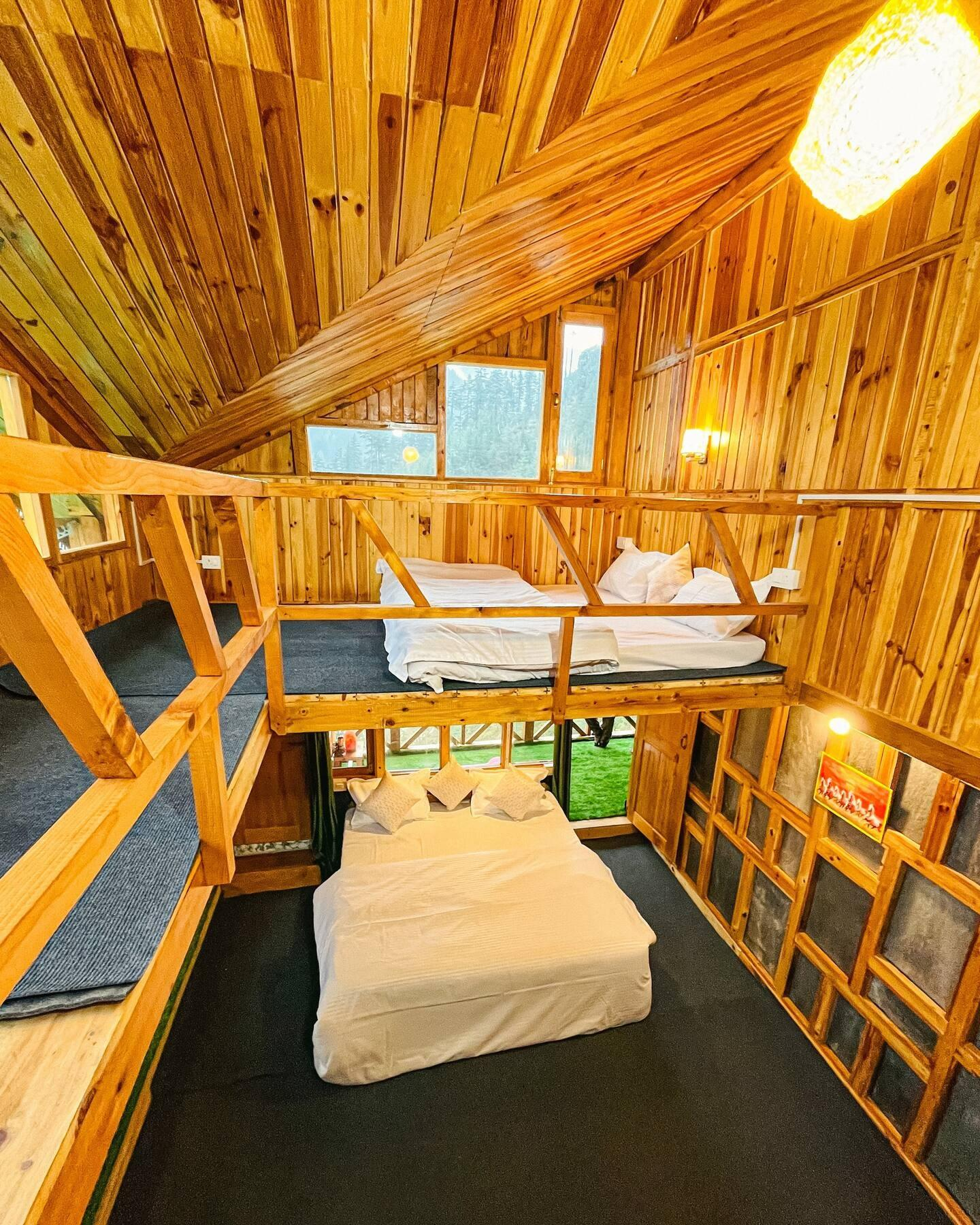 Mountain Vibes Stylish wooden chalet in x Solis Nature