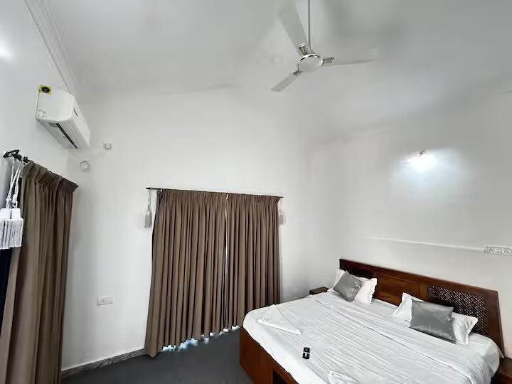 4BHK White Villa with Private Pool x Solis Nature 4BHK White Villa with Private Pool x Solis Nature
