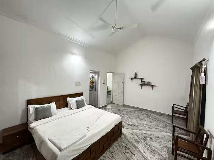 4BHK White Villa with Private Pool x Solis Nature 4BHK White Villa with Private Pool x Solis Nature